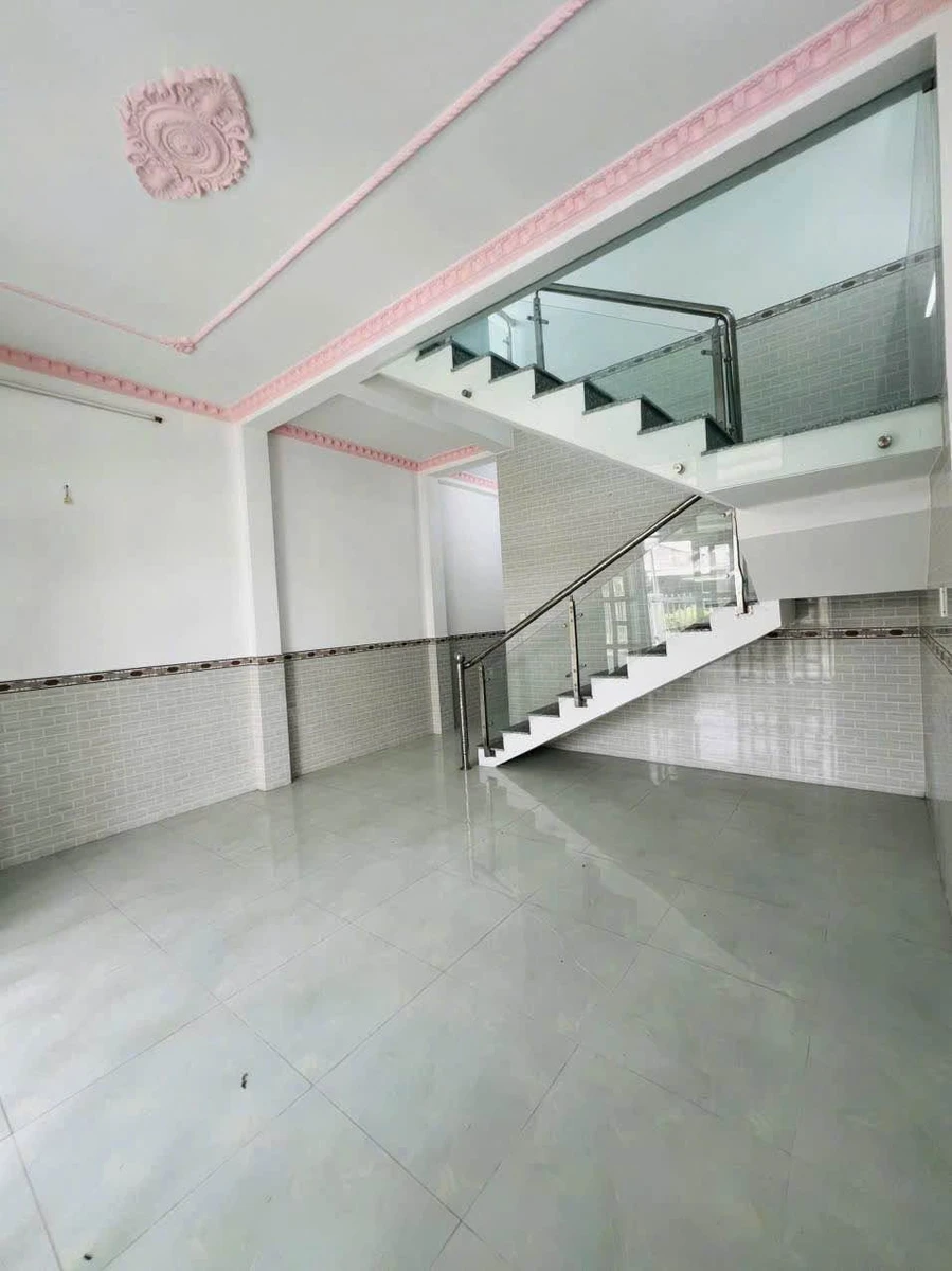 Bán nhà mặt tiền 83m2, 2 phòng, Cần Giuộc - Ảnh thu nhỏ 4