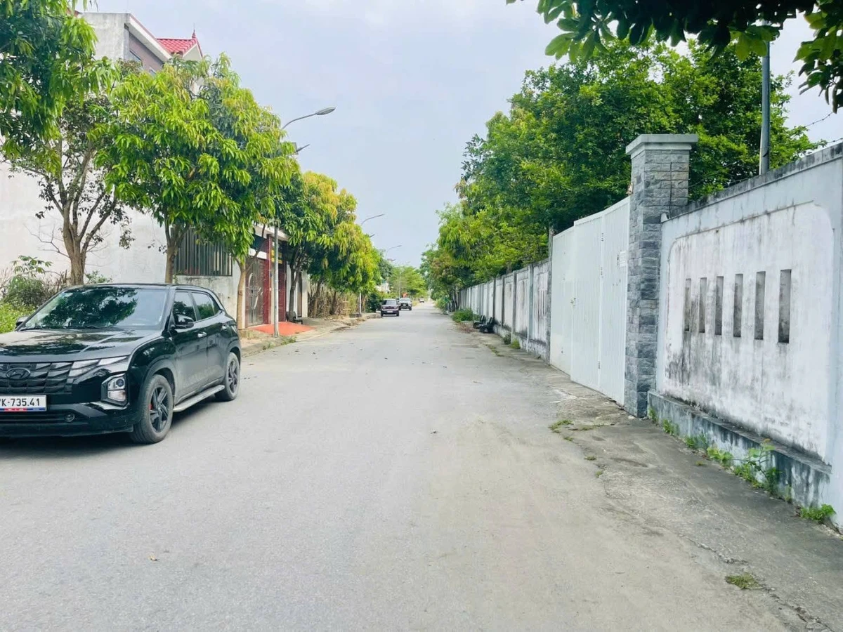 Bán đất 140m2 mặt tiền 7m Thành phố Vinh 5 tỷ 250 - Ảnh thu nhỏ 2