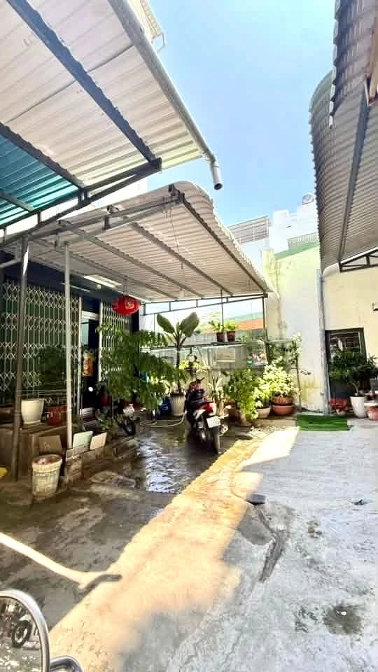 Bán nhà mặt tiền 3 tầng 50m2 đường Hà Thanh 1, Quy Nhơn, giá nhỉnh 3 tỷ - Ảnh thu nhỏ 2