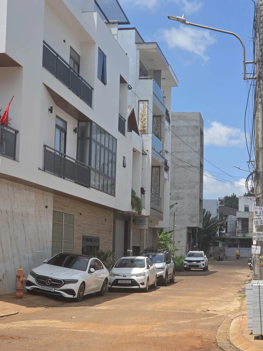 Bán 2 lô đất khu TDC Lý Tự Trọng Tân An, 5x13.7m & 5x14.9m - Ảnh 1