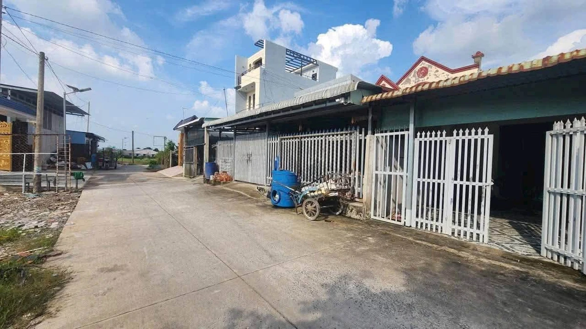 Bán nhà mặt tiền Đức Hòa Thượng 150m² 1 tỷ 150 triệu - Ảnh thu nhỏ 2