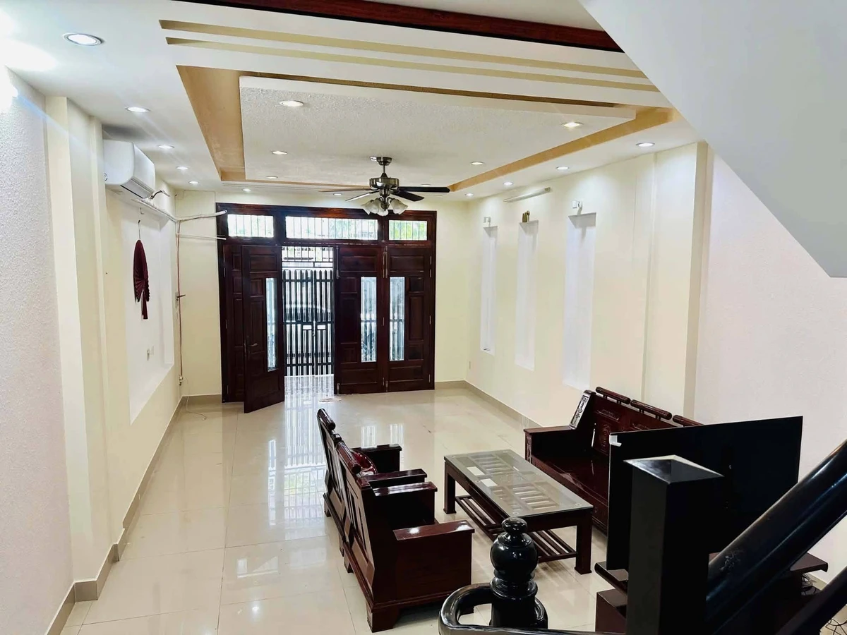 Bán nhà 3 tầng 97m² đường Trần Từ Bình, Nha Trang - Ảnh thu nhỏ 2
