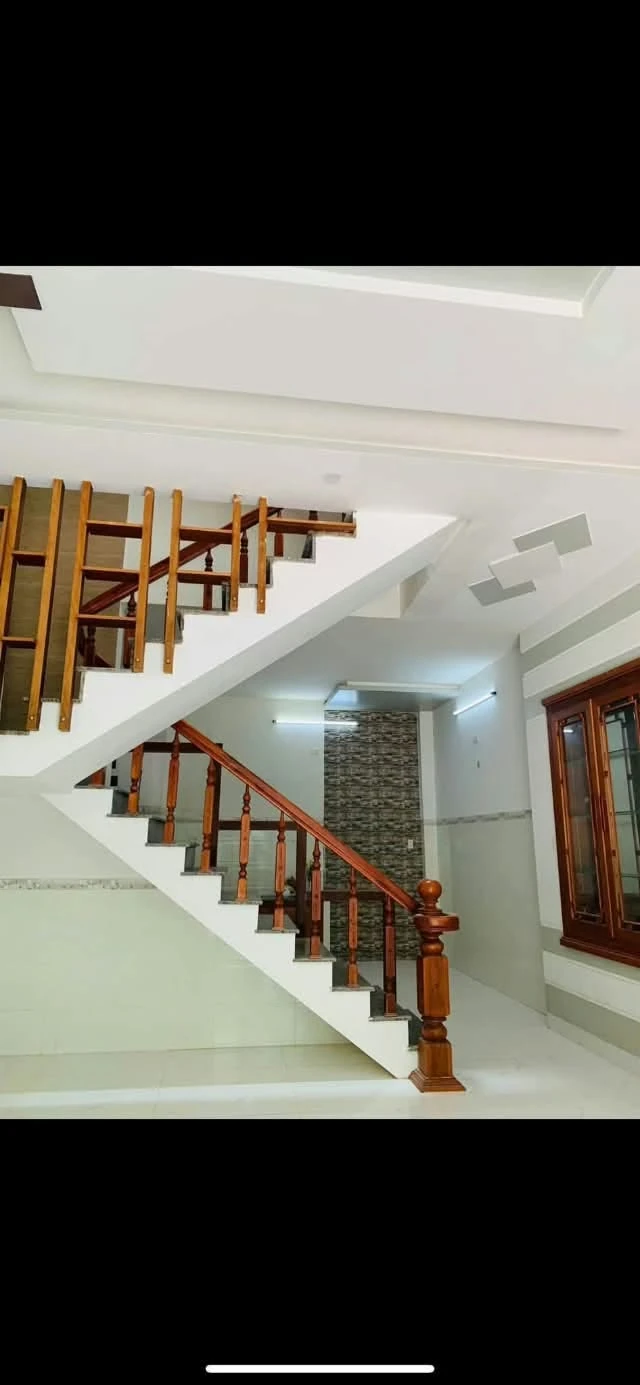 Bán nhà mặt tiền 3 tầng 50m² 3PN Ghềnh Ráng Quy Nhơn - Ảnh 1