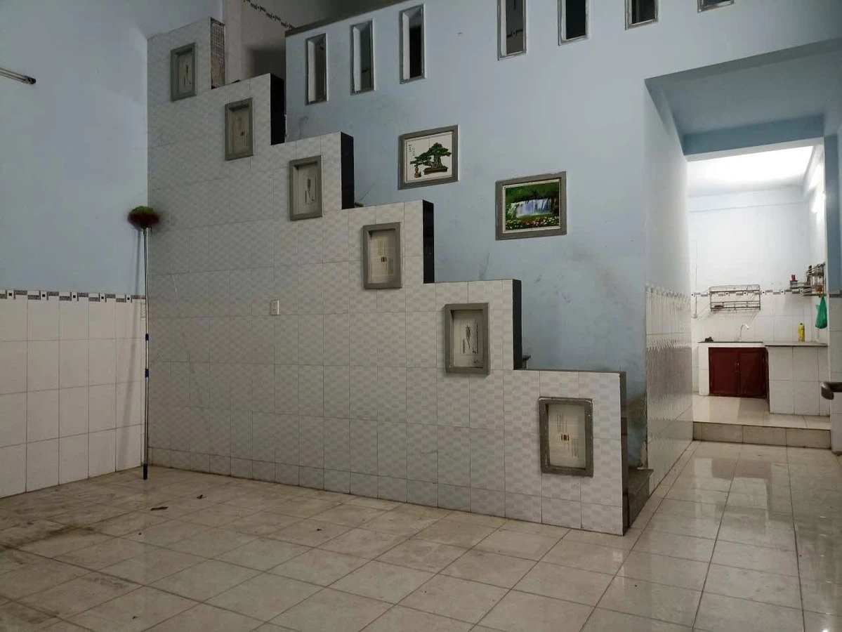 Cho thuê nhà mặt bằng mặt tiền Nguyễn Văn Siêu 180m2, Thanh Phú, Bến Lức, giá 14 triệu/tháng - Ảnh thu nhỏ 3