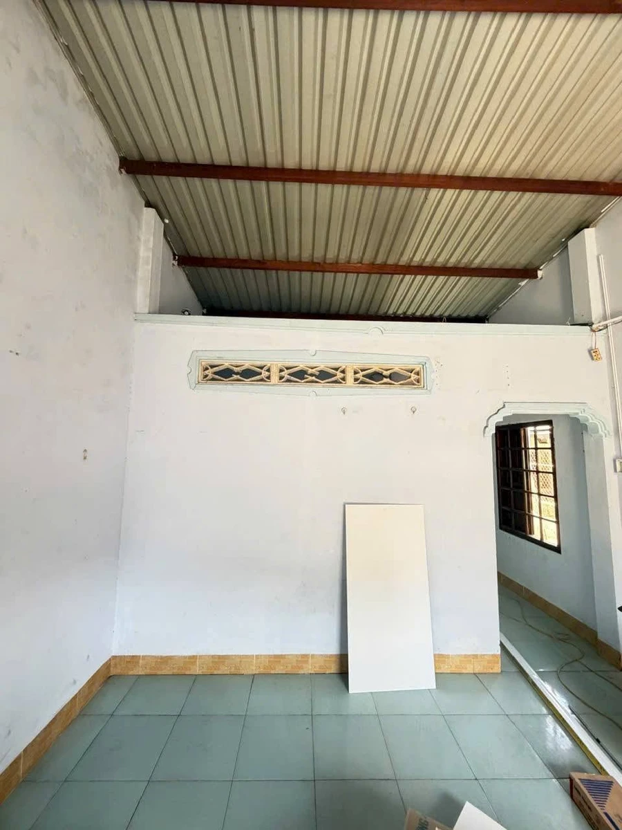 Bán nhà cấp 4 Phan Thiết 74m² 990 triệu - Ảnh thu nhỏ 3