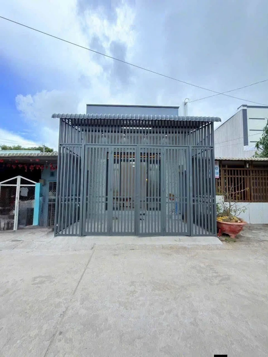 Bán nhà mặt tiền Đinh Thị Mai 80m² Rạch Giá 1.59 tỷ - Ảnh thu nhỏ 2