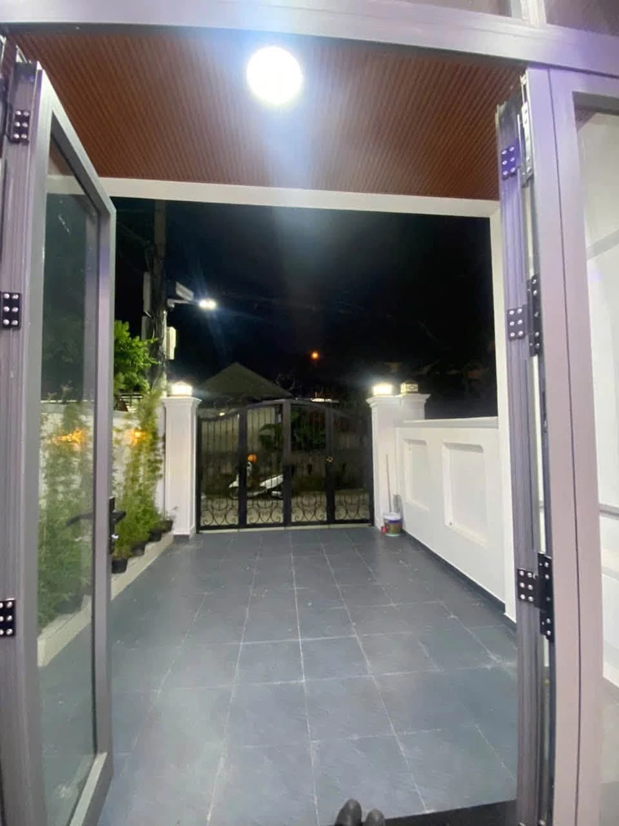 Bán nhà 3 tầng tân cổ điển 82m² Phạm Văn Đồng Huế - Ảnh thu nhỏ 4