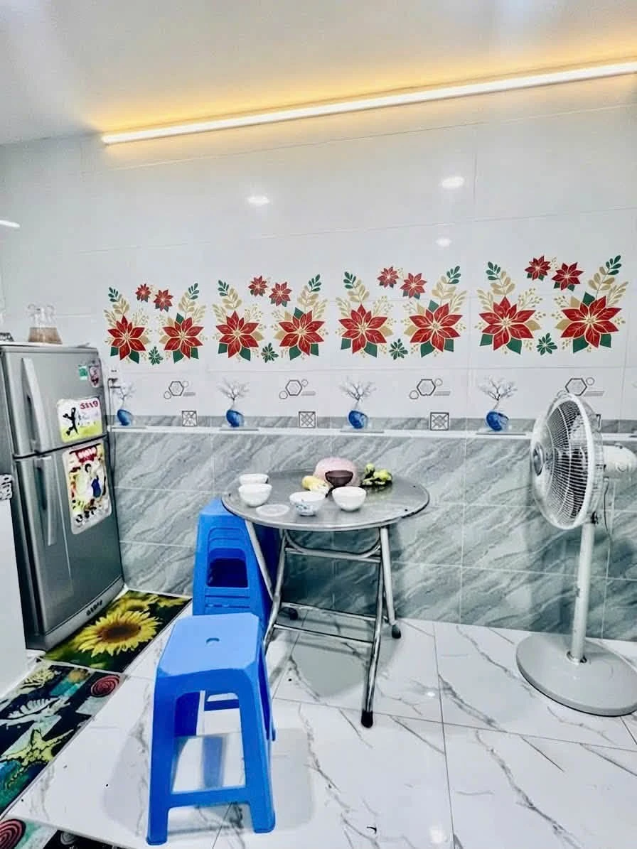 Bán nhà hẻm 429/24 Lê Văn Sỹ, Phường Nhiêu Lộc, 49,8m², 2 lầu, giá 9,5 tỷ - Ảnh thu nhỏ 2