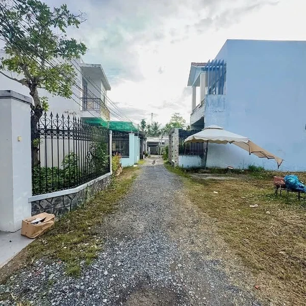 Bán nền đất 202m² Phú Nhuận, An Hội, Bến Tre - Tặng nhà