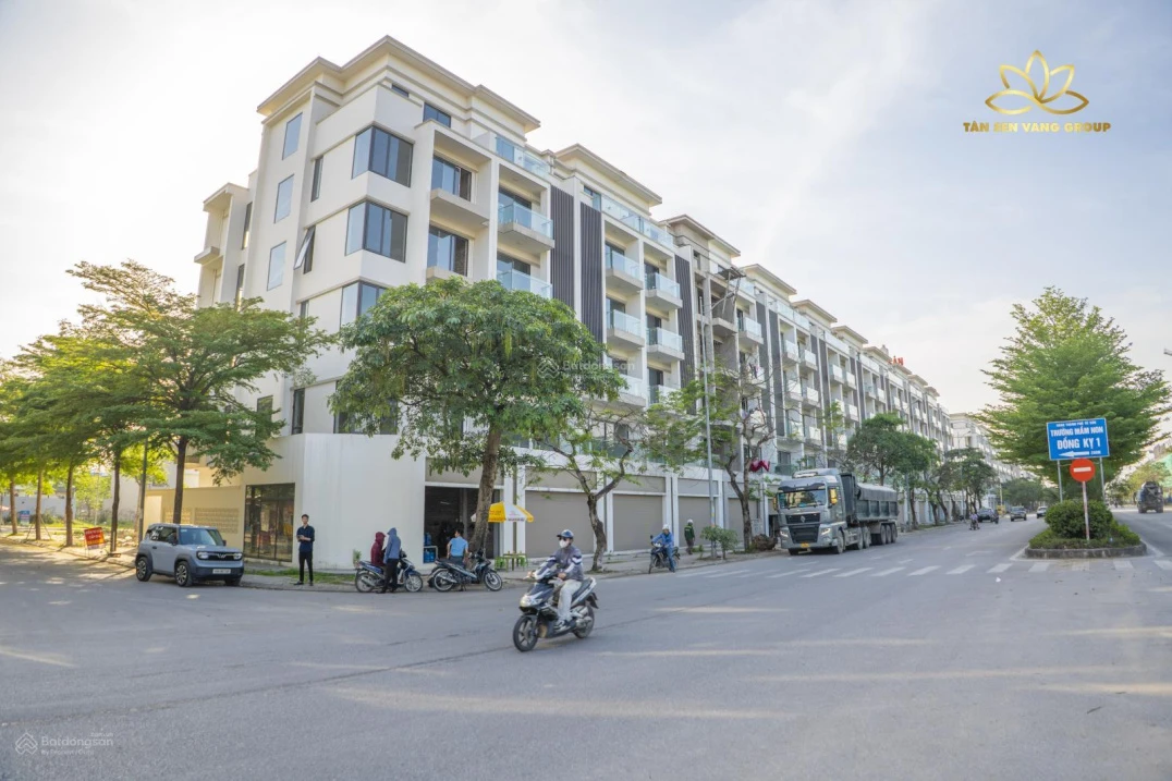Chính chủ gửi bán đất tại Vườn Sen, giá cần ra nhanh 4,2 tỷ, sổ hồng cầm tay, LH 0326 569 *** - Ảnh 1