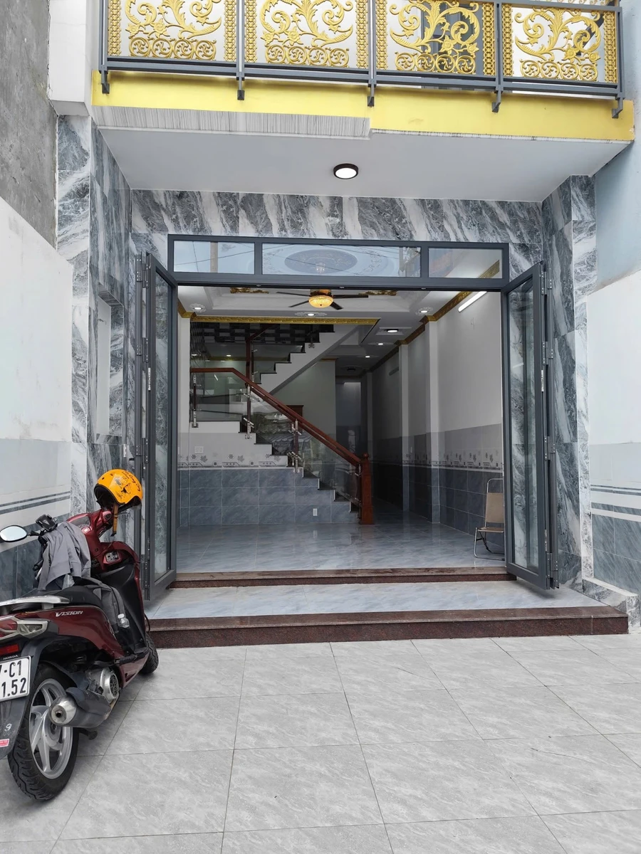 Nhà 3 tầng mặt tiền ĐT743, 112m², 6,4 tỷ - Ảnh thu nhỏ 2