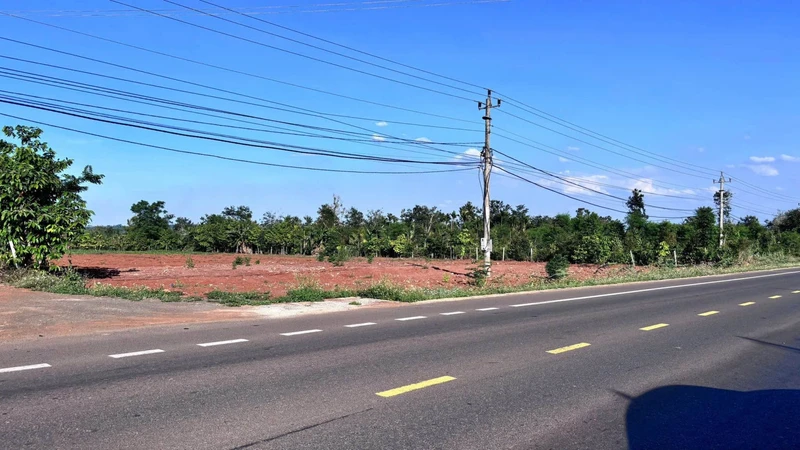 Bán đất 6.851m² 3 mặt tiền Đắk Lắk