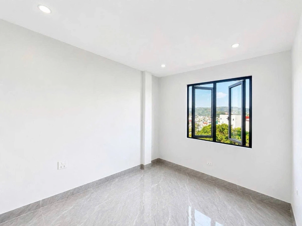 Bán nhà 3 tầng 56m2 Cao Thắng Tân Bình 2 tỷ 350 - Ảnh thu nhỏ 3