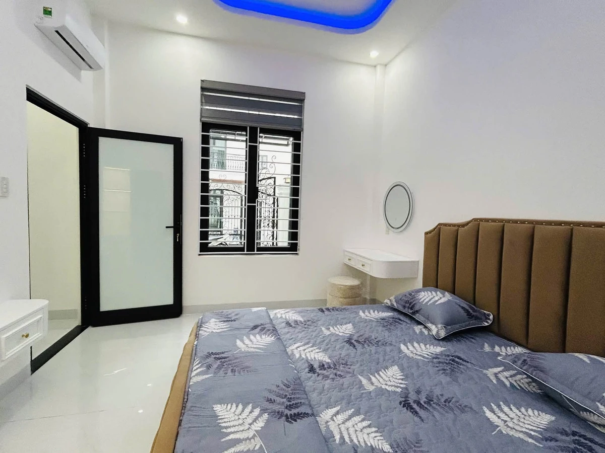 Bán nhà 3 tầng tân cổ điển 100m² tại Lê Ngô Cát, Huế - Ảnh thu nhỏ 4