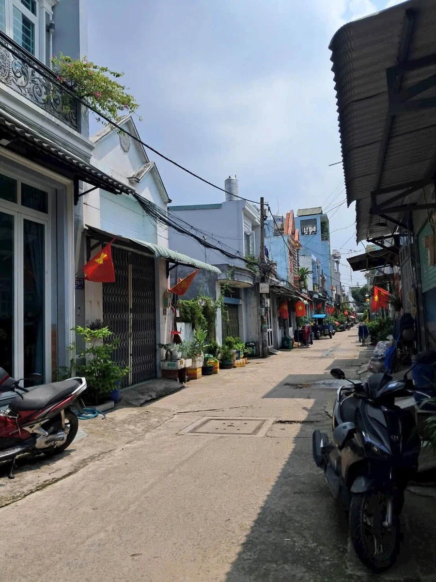 Bán nhà sổ hồng riêng 36m² Bình Chánh 2 tỷ 550 triệu - Ảnh thu nhỏ 4