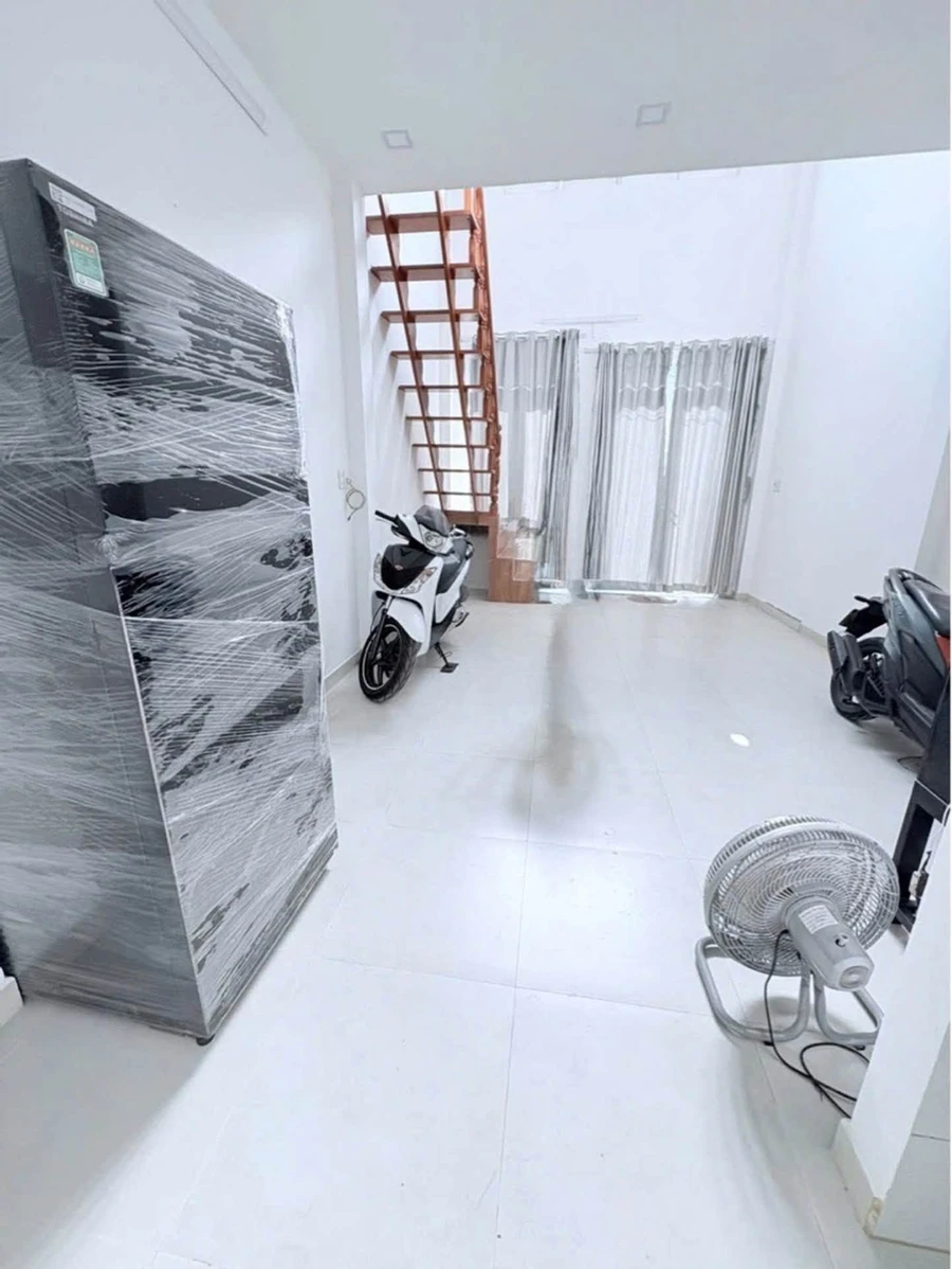 Bán nhà 92m2 gần Lotte Quận 7, giá 4.5 tỷ - Ảnh thu nhỏ 2