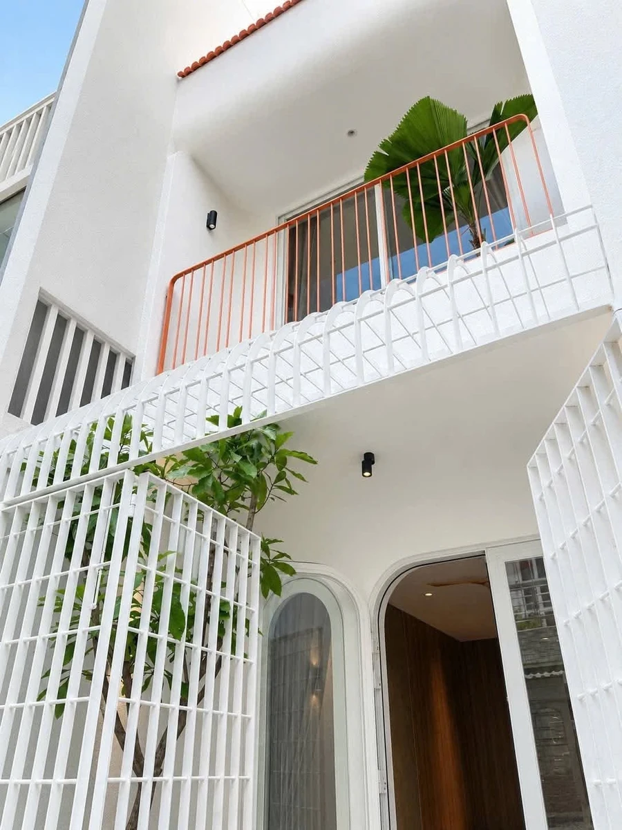 Bán nhà hẻm xe hơi 44m² 3PN gần Trường Sa, Quận 1 - Ảnh 1
