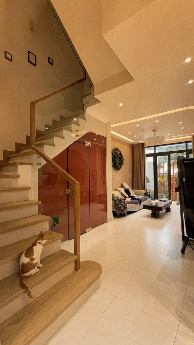 Bán nhà 4 tầng 50m2, 5 phòng ngủ full nội thất đường Thích Quảng Đức, Phú Nhuận - Ảnh thu nhỏ 3