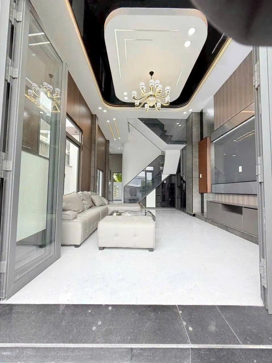 Bán villa 1 lầu 3 phòng ngủ 120m² ở Long An 2 tỷ 980 triệu - Ảnh thu nhỏ 3