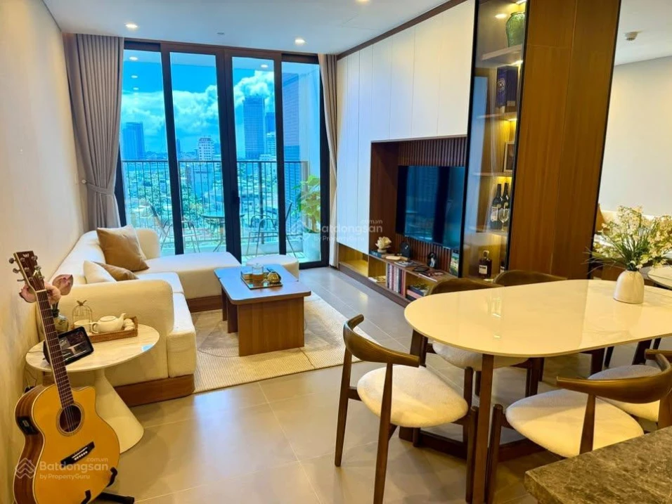 Căn hộ 2PN 2 tỷ, sổ sẵn đường Nguyễn Văn Đậu, quận Bình Thạnh, ở ngay, nội thất cao cấp, vay 70% - Ảnh 1