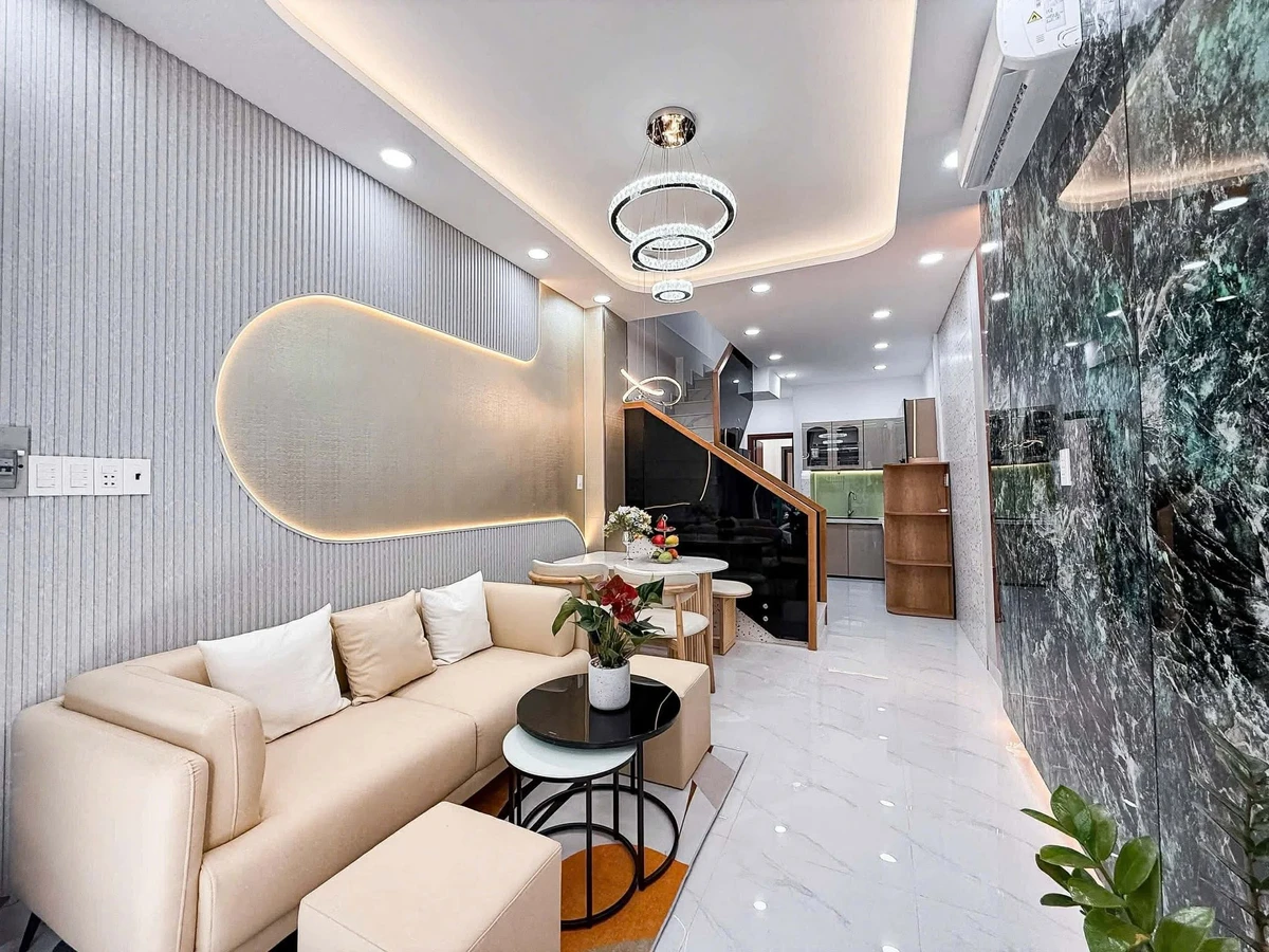 Bán nhà 3 tầng 50m² 3PN Bình Thạnh sát Quận 1 giá 6.8 tỷ - Ảnh thu nhỏ 2