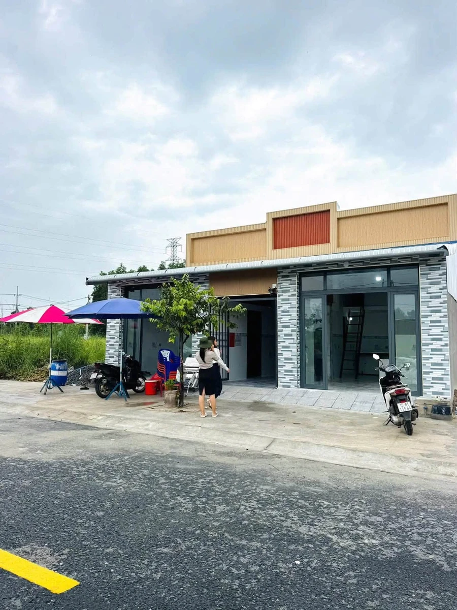 Bán dãy trọ 12 phòng, kiot, 300m² doanh thu 26tr/tháng Bình Dương - Ảnh thu nhỏ 2