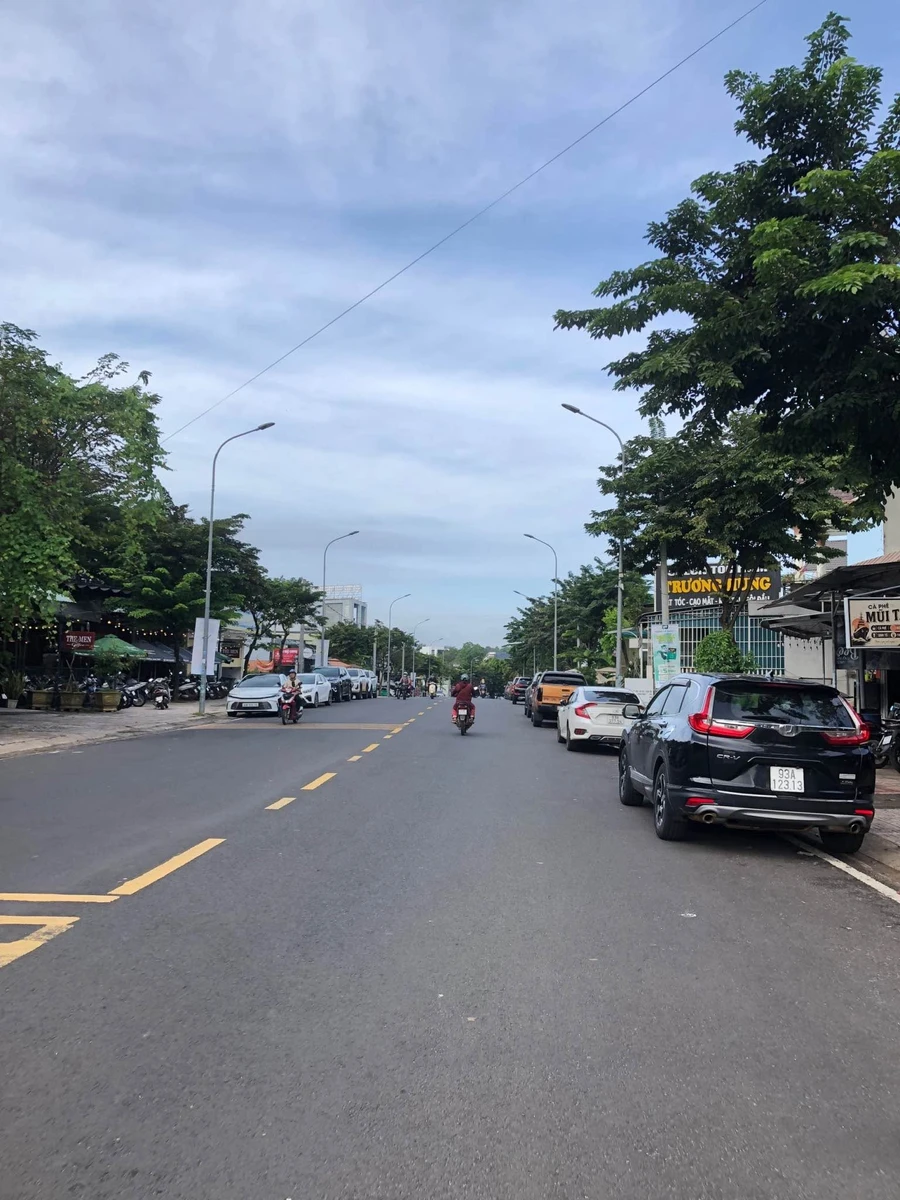 Bán đất mặt tiền Lý Thường Kiệt Đồng Xoài 120m² 4.6 tỷ - Ảnh thu nhỏ 2