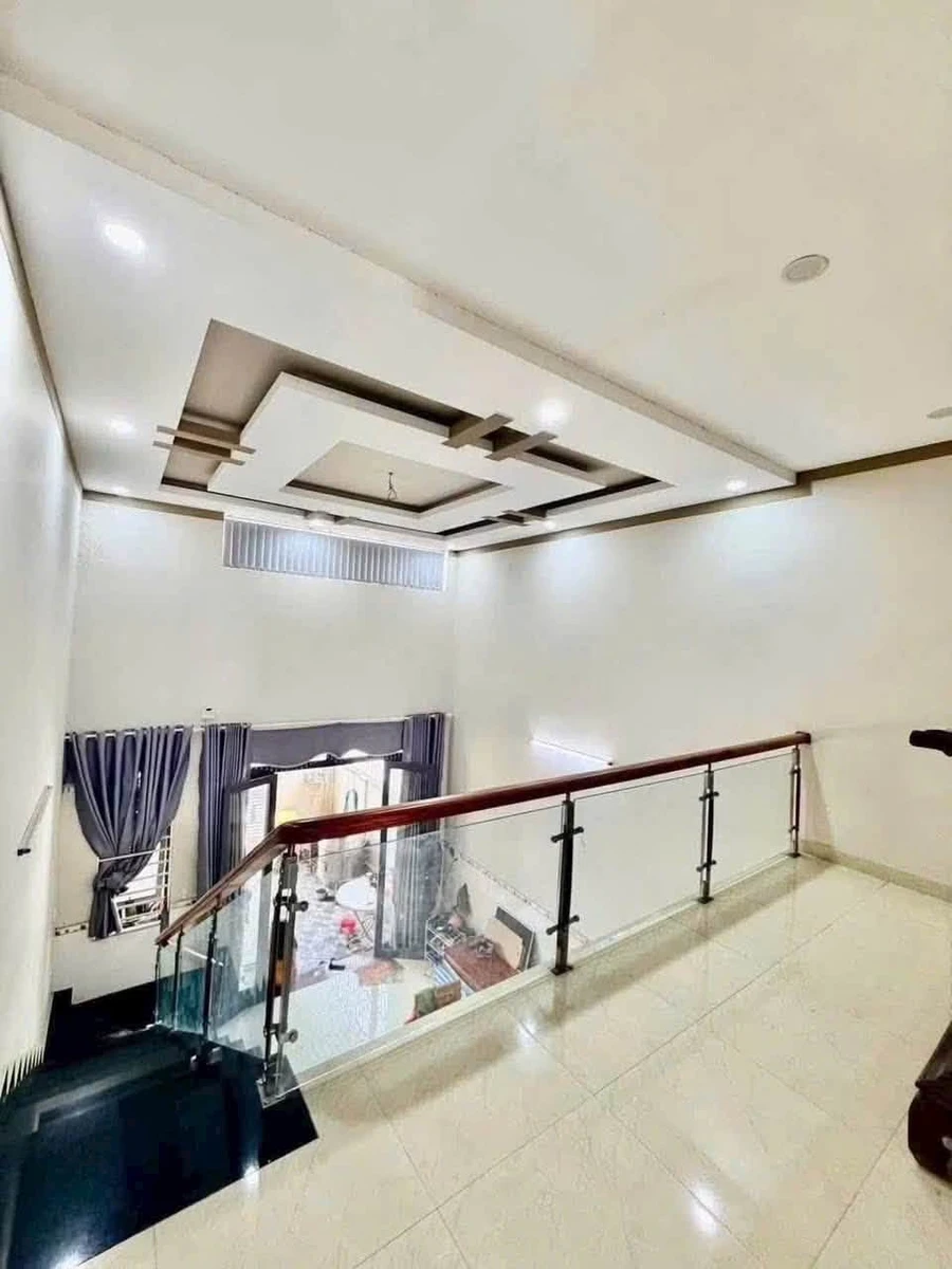 Bán nhà 5x21, 4 phòng ngủ, sân ô tô, Tân Xuân 1,7 tỷ - Ảnh thu nhỏ 3