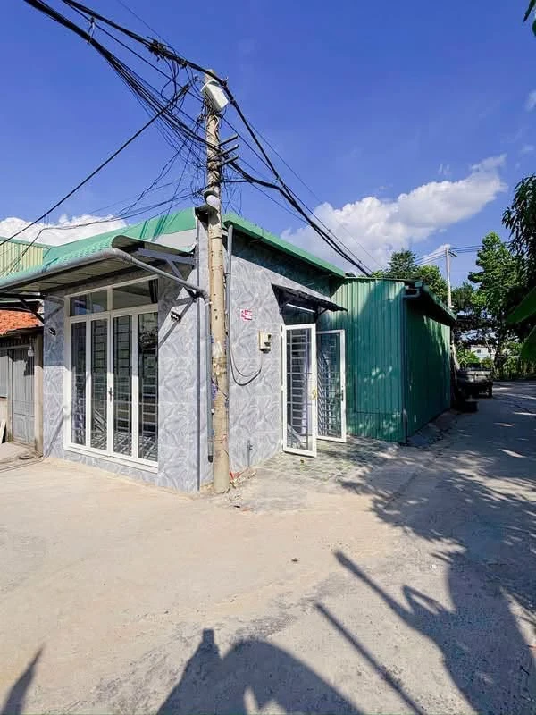 Bán nhà góc 2 mặt tiền 60m² Quận 12 - Ảnh thu nhỏ 2