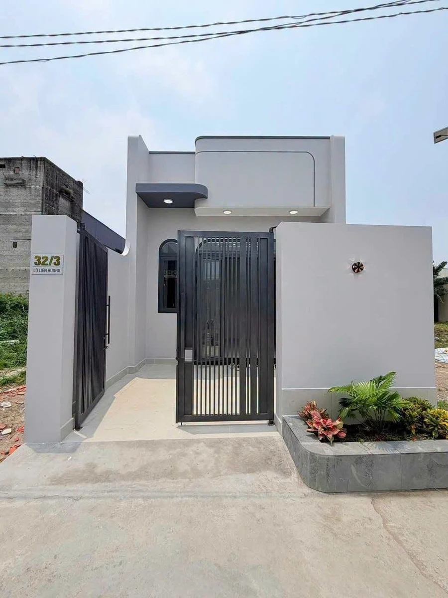Nhà phố 2PN 110m² giá 1 tỷ 950tr - Rạch Giá - Ảnh thu nhỏ 2