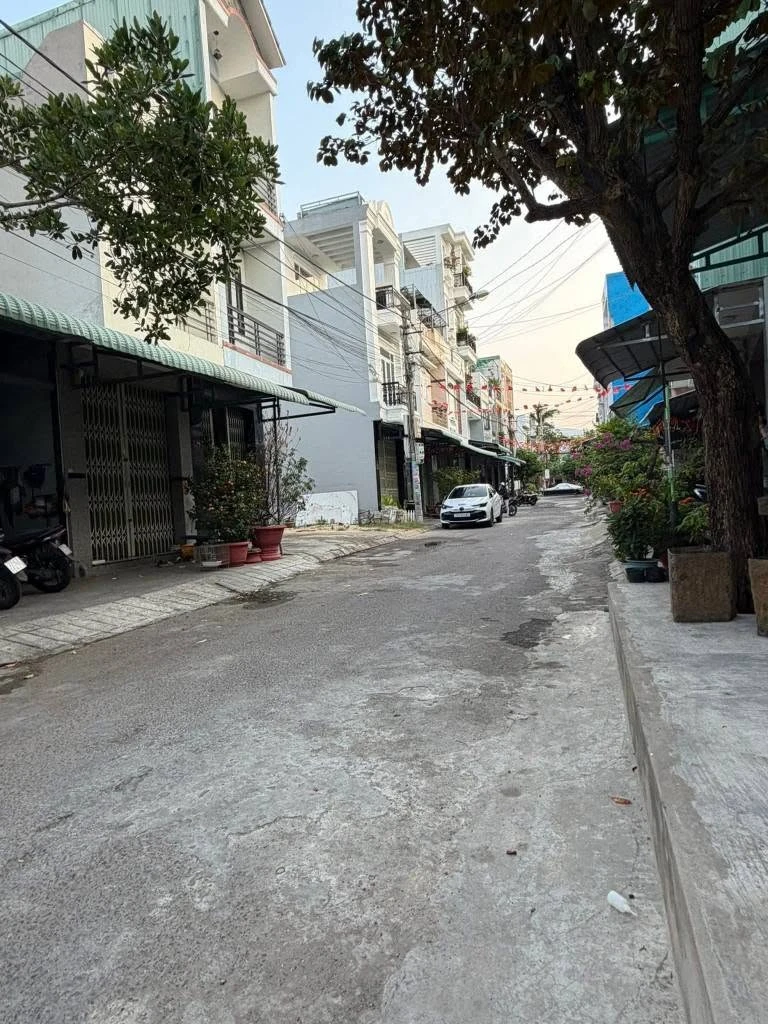 Bán nhà mặt tiền 45m², 3 phòng ngủ, Qui Nhơn, 3 tỷ 100 triệu - Ảnh thu nhỏ 2