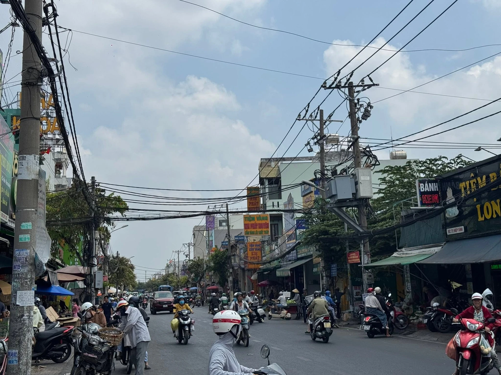 Bán 1500m² khuôn viên mặt tiền chợ Hiệp Bình Thủ Đức - Ảnh 1
