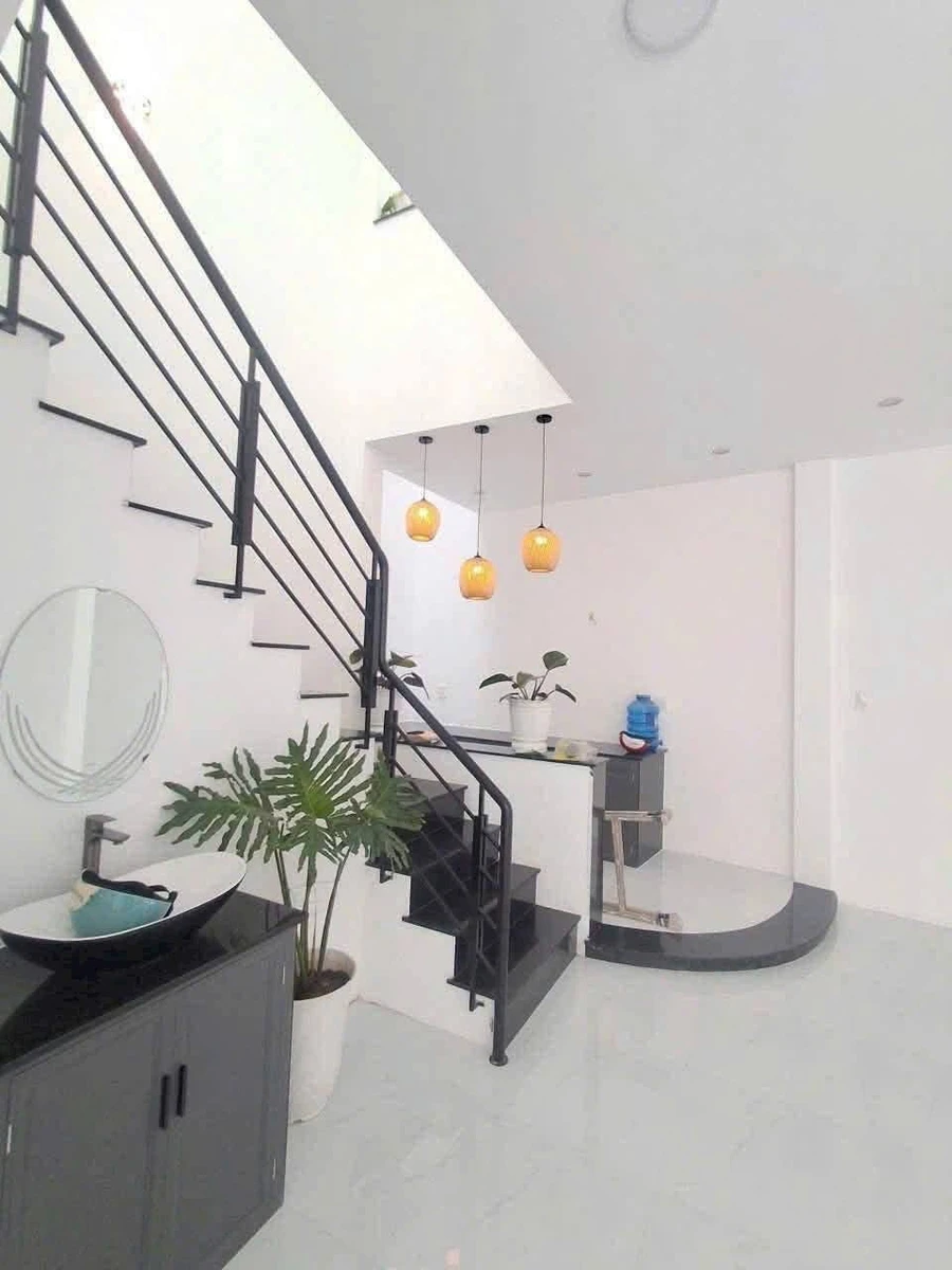 Bán nhà 2 tầng 65m² Lê Hồng Phong Quy Nhơn - Ảnh thu nhỏ 4