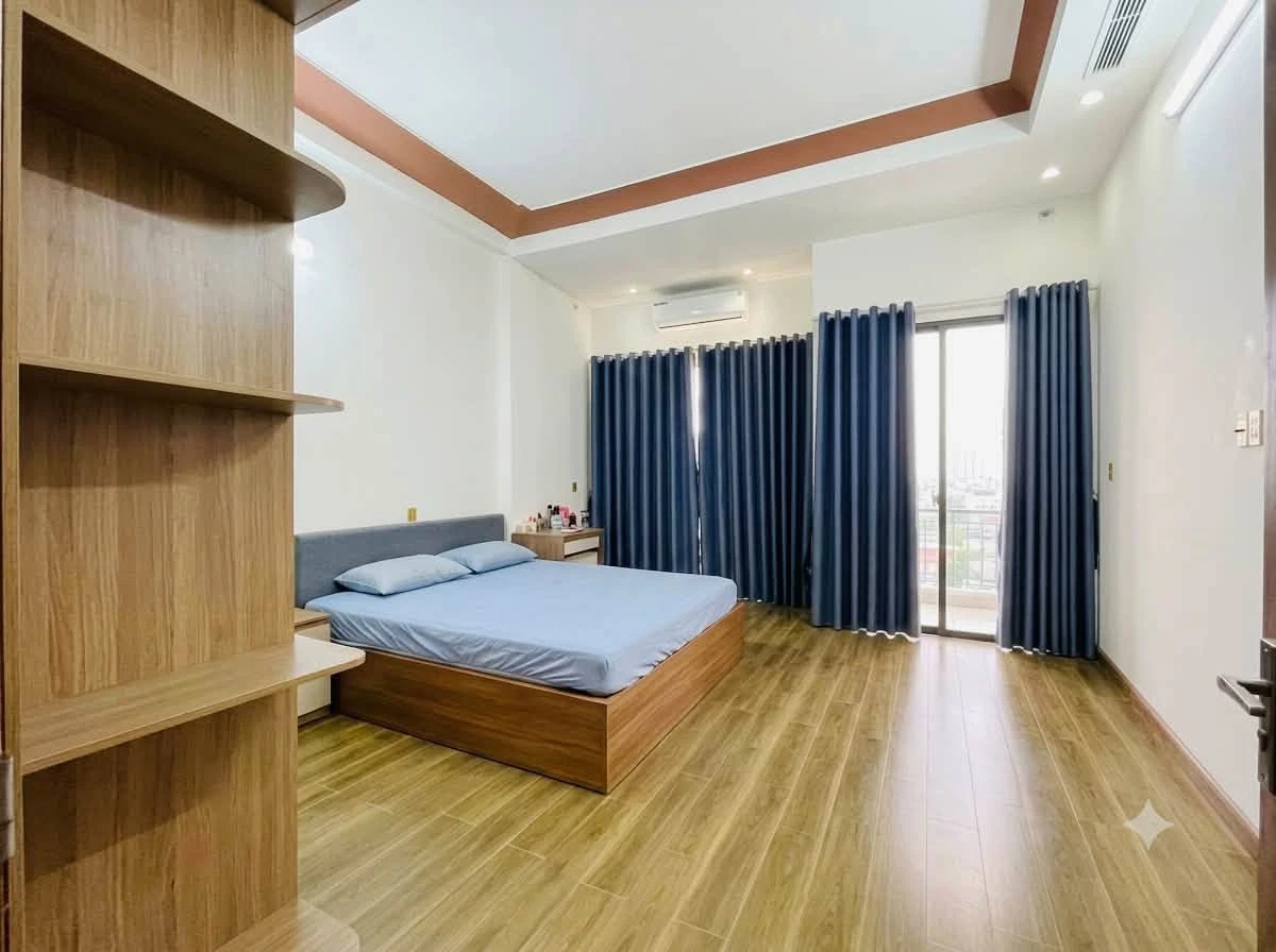 Bán nhà 3 tầng 202m² mặt tiền rộng gần Trường IEC, Tân Bình - Ảnh thu nhỏ 5