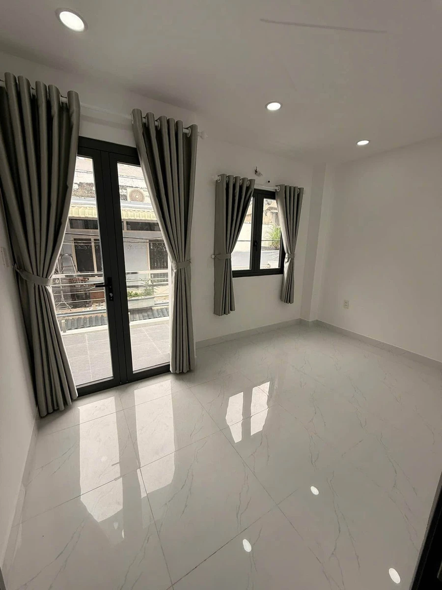 Bán nhà hẻm sát mặt tiền Mã Lò, Bình Tân, 4x12m, 4PN, giá 4,8 tỷ - Ảnh thu nhỏ 3