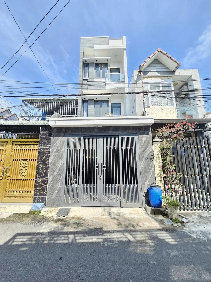 Bán nhà 1 trệt 2 lầu 82,2m² 5 tỷ 600 Dĩ An - Ảnh 1