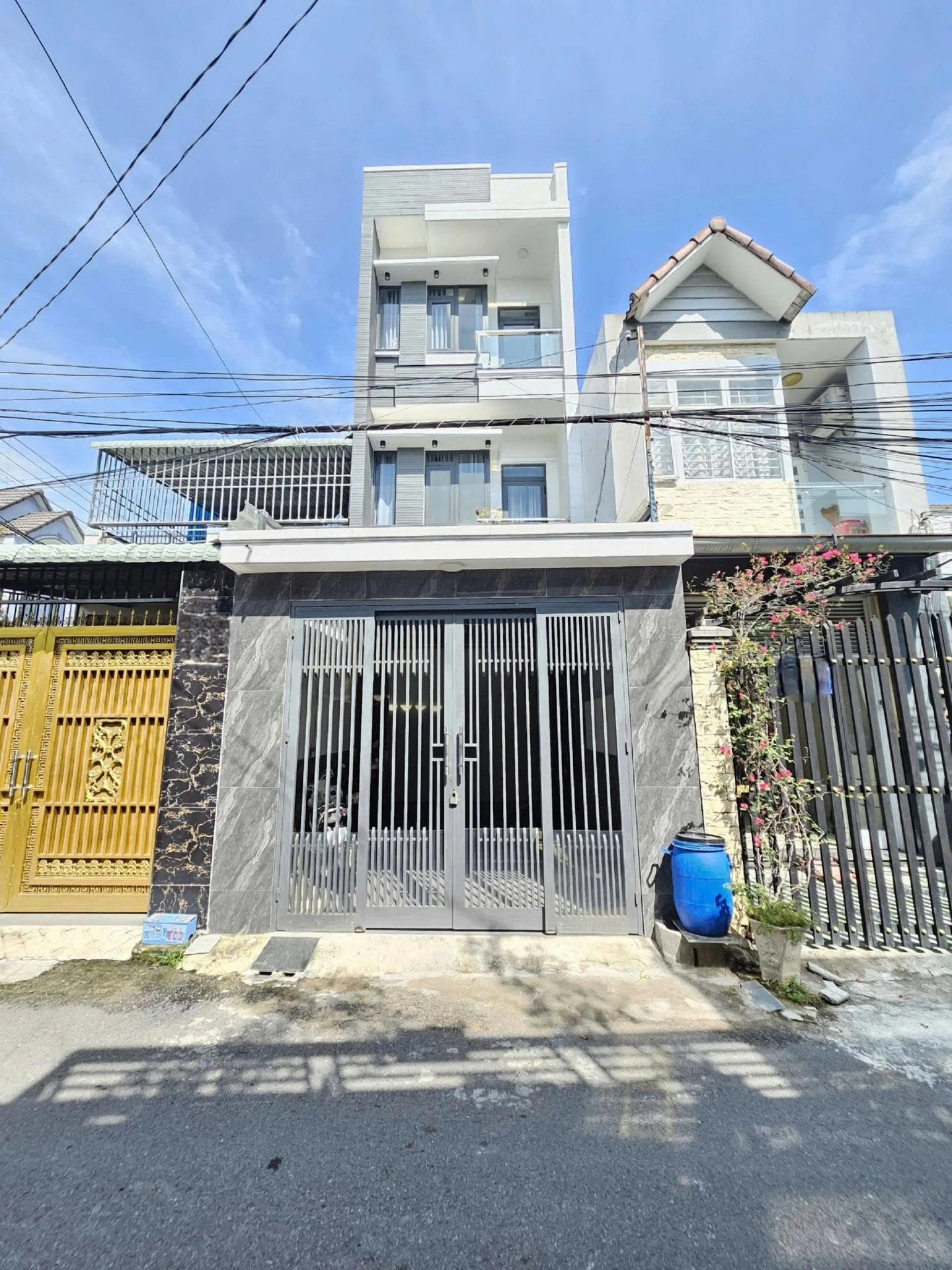 Bán nhà 1 trệt 2 lầu 82,2m² 5 tỷ 600 Dĩ An - Ảnh 1
