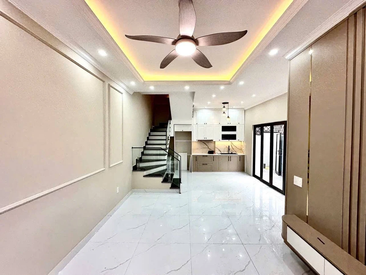 Bán nhà 4 tầng 42m² 3 phòng ngủ tại Lê Lai, Quận 1 - Ảnh thu nhỏ 3