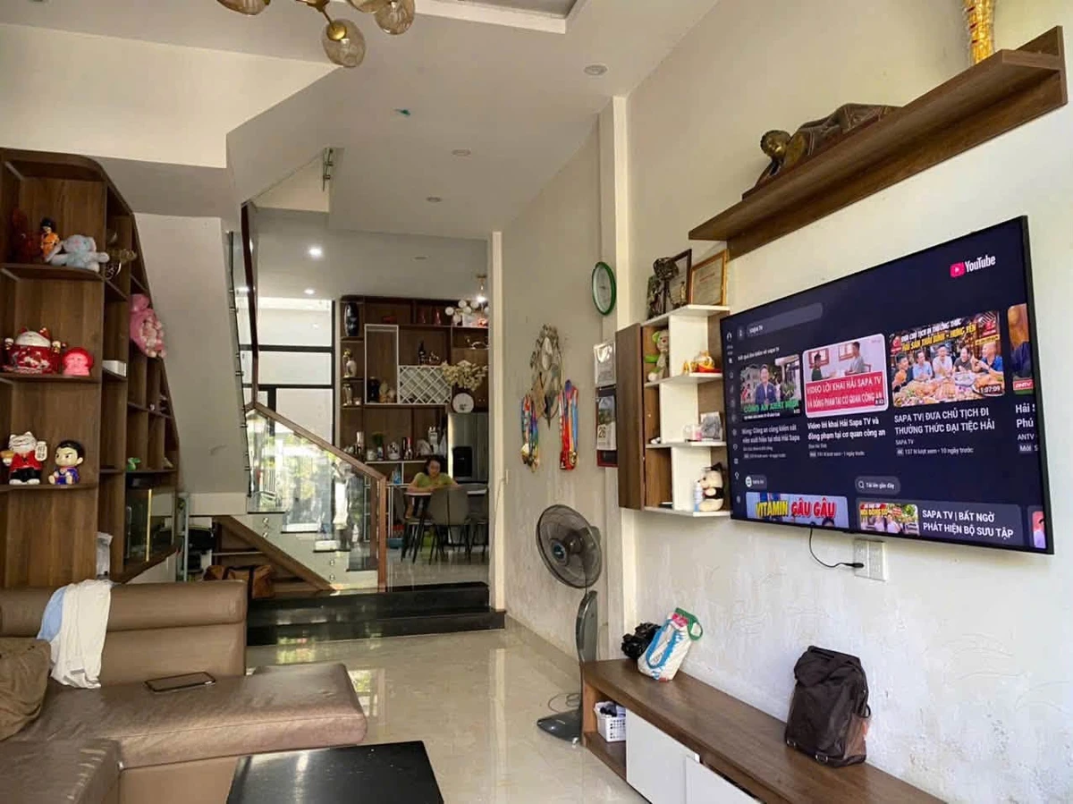 Bán nhà 2 tầng mặt tiền 107m2 Phan Chu Trinh, Huế - 3,8 tỷ - Ảnh thu nhỏ 2