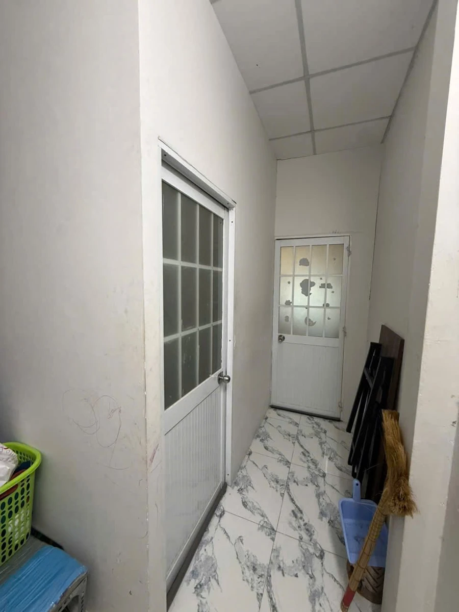 Bán nhà trệt lầu 4x7,2m Miếu Bình Đông, Bình Tân, giá 2,85 tỷ - Ảnh thu nhỏ 5