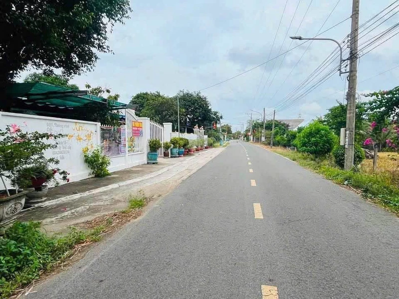Bán đất mặt tiền kinh doanh Tân Định, Bến Cát 100m² 1 tỷ 3