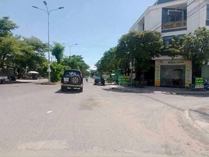 Nhà lầu Đường A8, Tân Triều, 75m², 2 tỷ 450 triệu - Ảnh 1