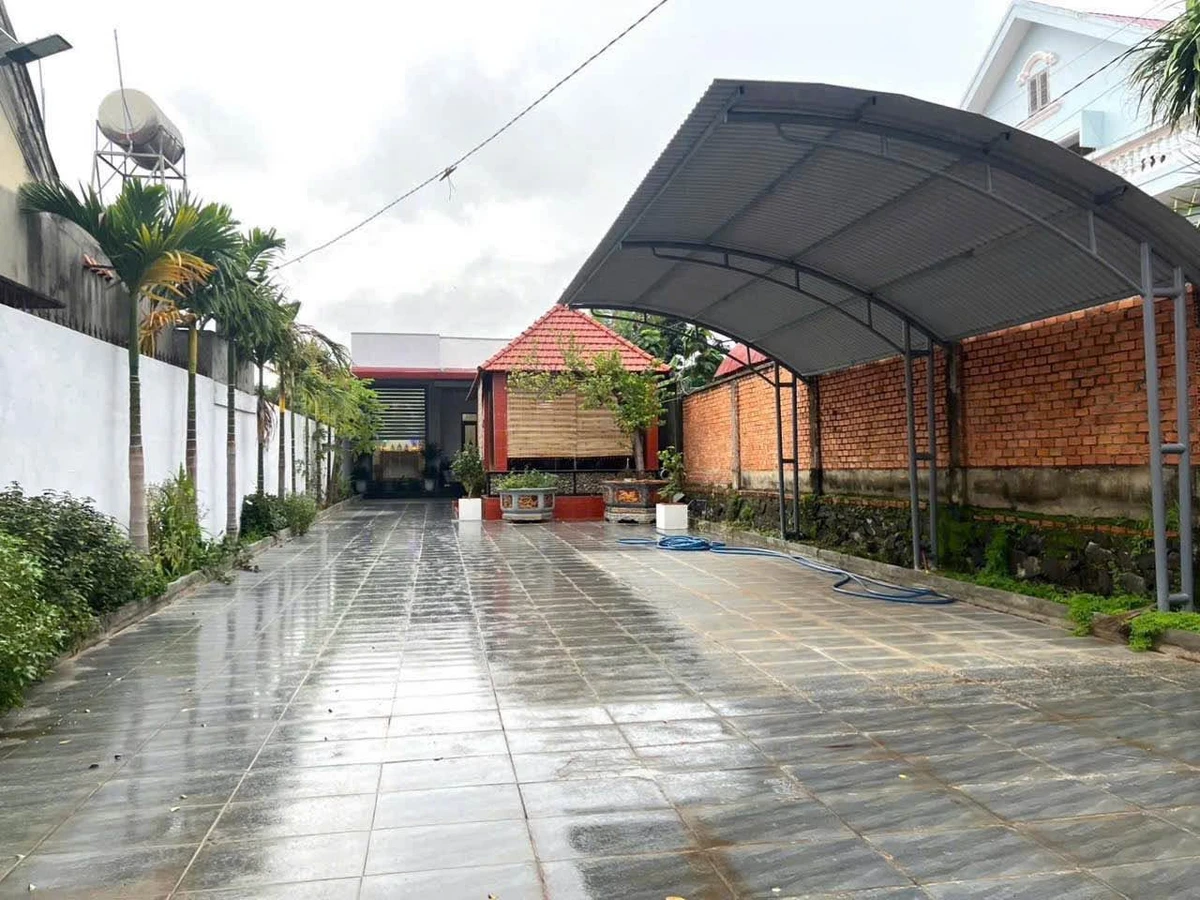 Bán nhà mặt tiền Đường Y Wang 570m2, 8,3 tỷ, Đắk Lắk - Ảnh thu nhỏ 3