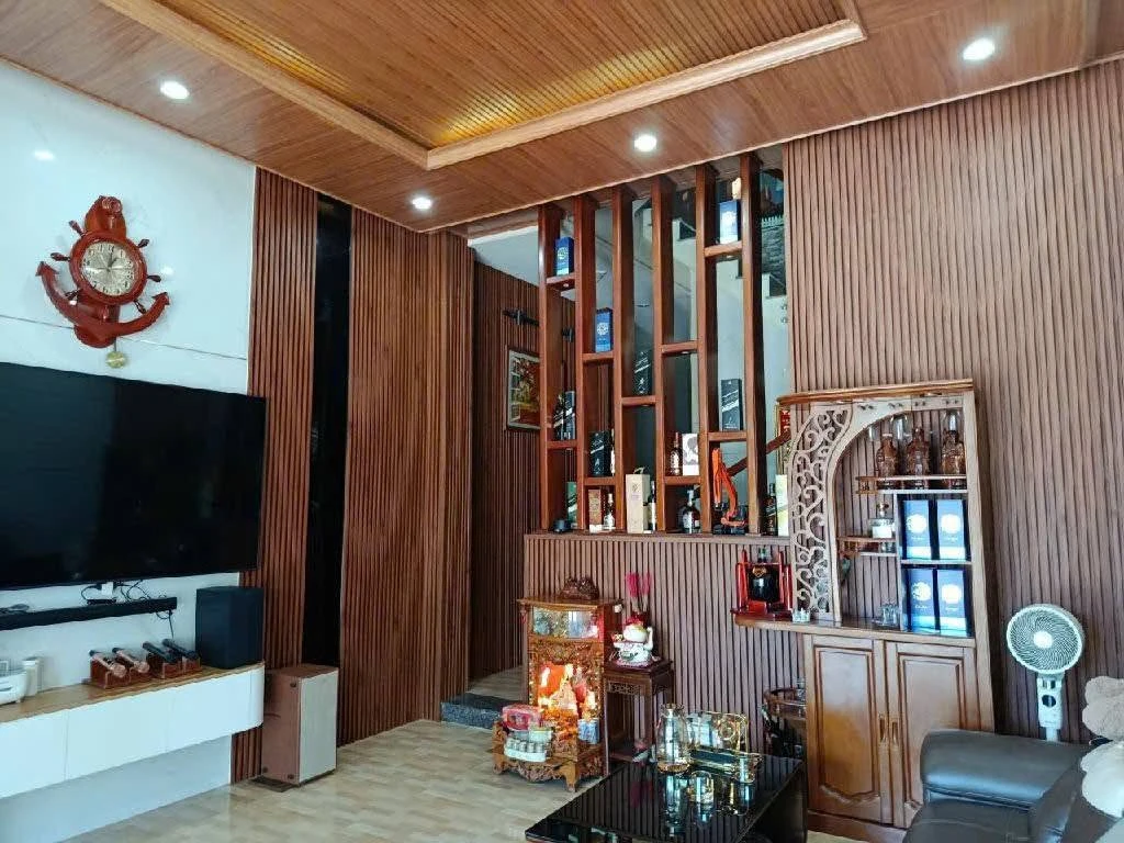 Bán nhà 2,5 tầng 65m² mặt tiền Nguyễn Lương Bằng, Đà Nẵng - Ảnh 1