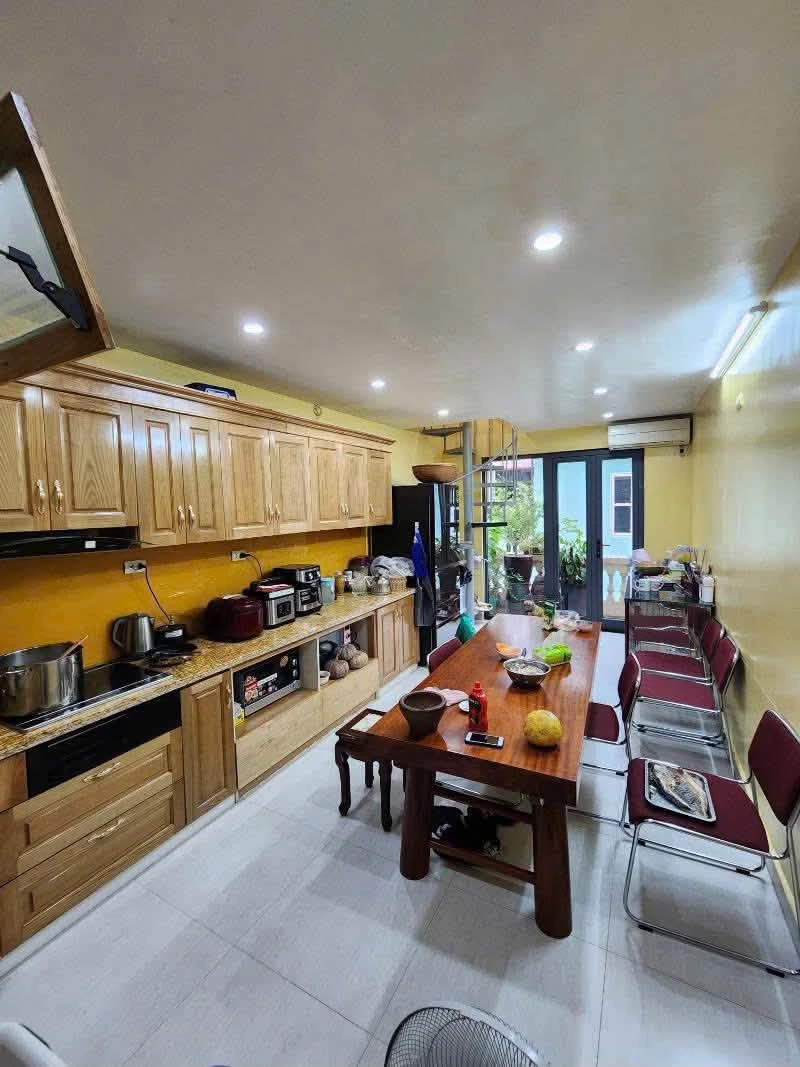 Nhà phố Thái Hà 49m² 5 tầng 9.5 tỷ, sát phố - Ảnh thu nhỏ 3