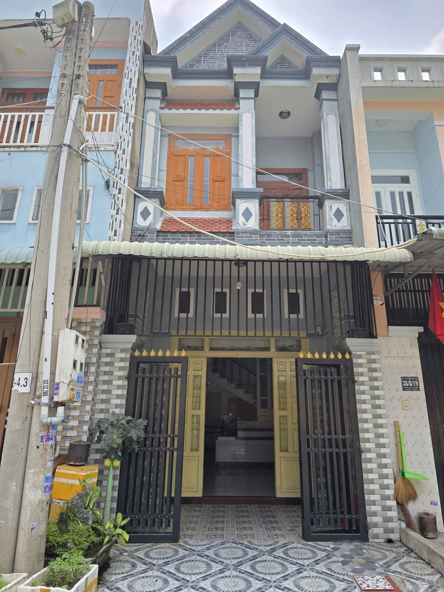 Bán nhà trệt lầu 60m2 gần chợ Đông Hòa Dĩ An 5.19 tỷ - Ảnh thu nhỏ 2