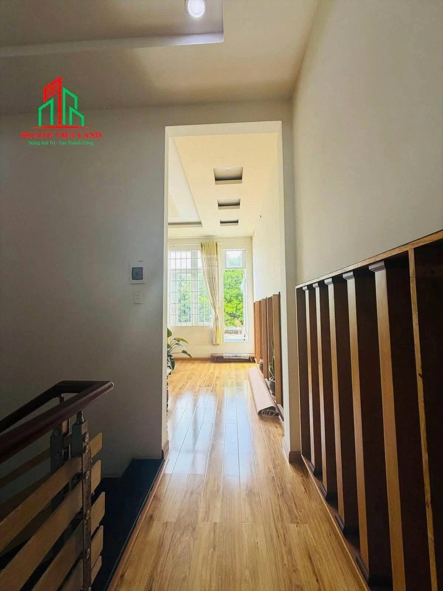 Bán nhà mặt tiền 10m, 3 phòng ngủ, 180m² Trần Nhật Duật - 10 tỷ - Ảnh thu nhỏ 5