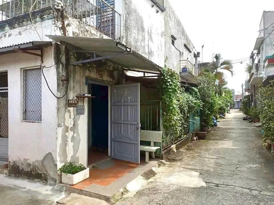 Bán đất 50m2 tặng nhà cấp 4 Trấn Biên 1,8 tỷ - Ảnh 1