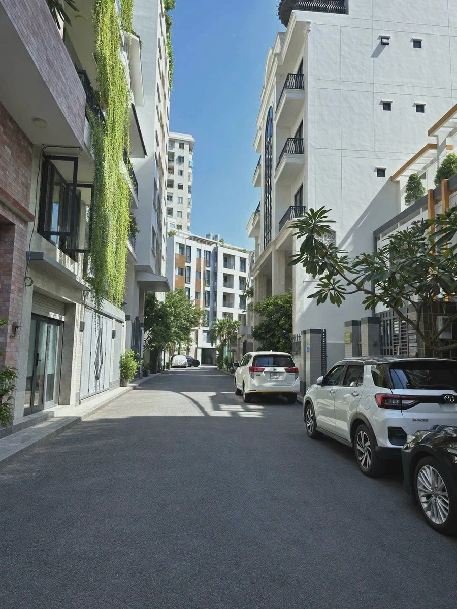 Bán nhà 5 tầng thang máy 121m2 hẻm xe hơi đường Phạm Viết Chánh, Bình Thạnh - Ảnh thu nhỏ 2