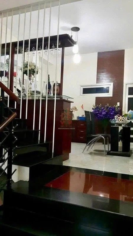 Bán nhà phố hai mặt tiền Cổ Loa, Phường 2, Lâm Đồng, 91m² - 9,5 tỷ